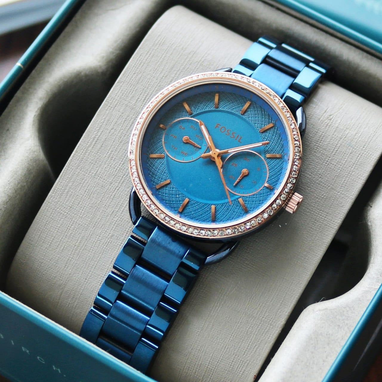 F_ossil Blue Dial New Metal Belt Diamond Stud Women’s Watch
