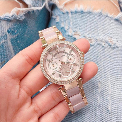 M_ichae_l Ko_r_s Park_e_r