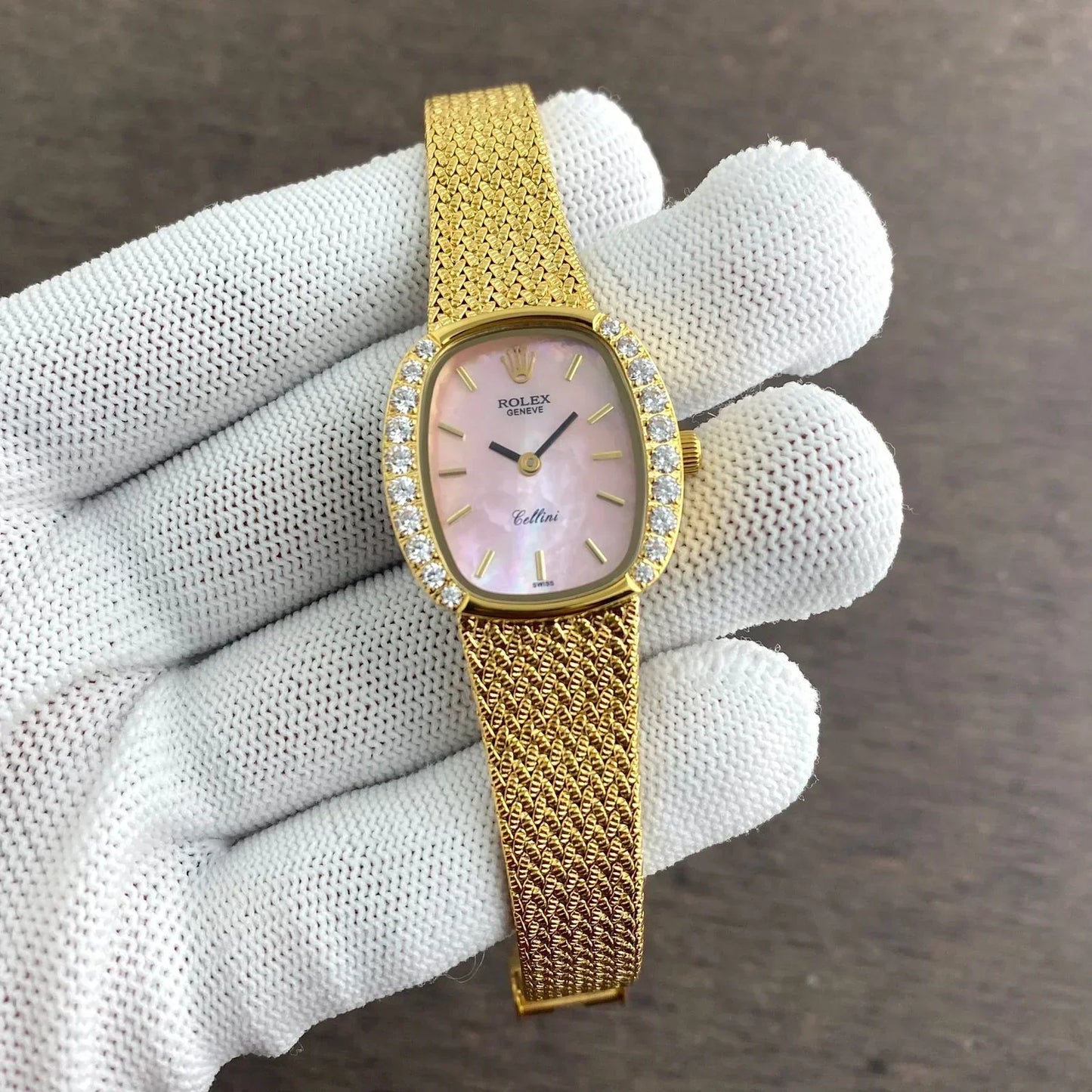 Role_x Womens Golden