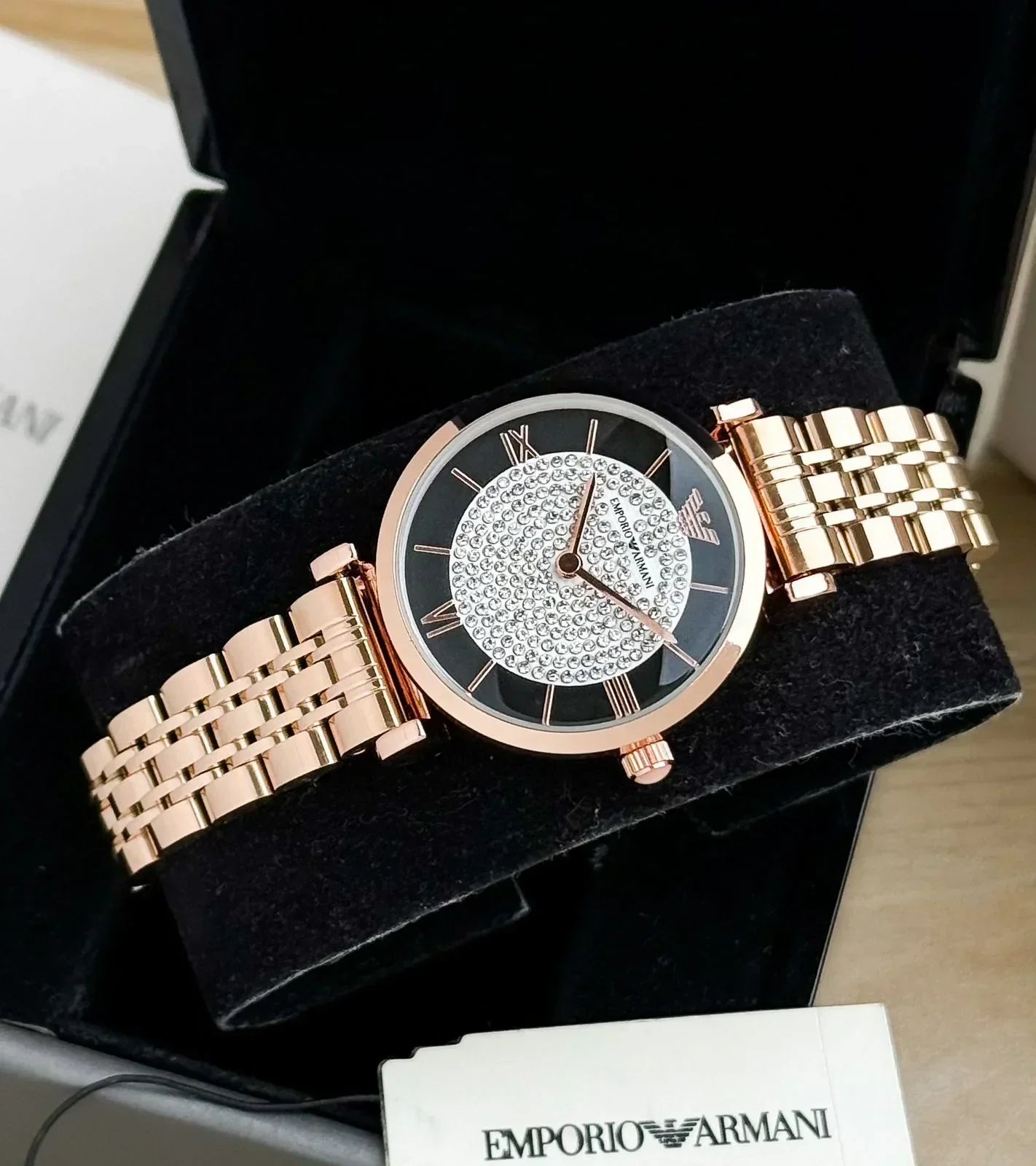 Empori_o Arman_i Quartz Movment