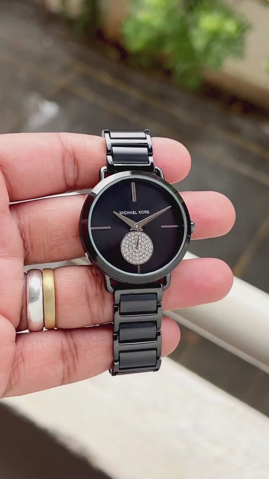 M_ichael_K_ors Portia Japan