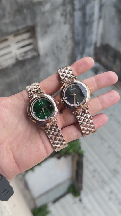 G_ues_s Elegance - J1364